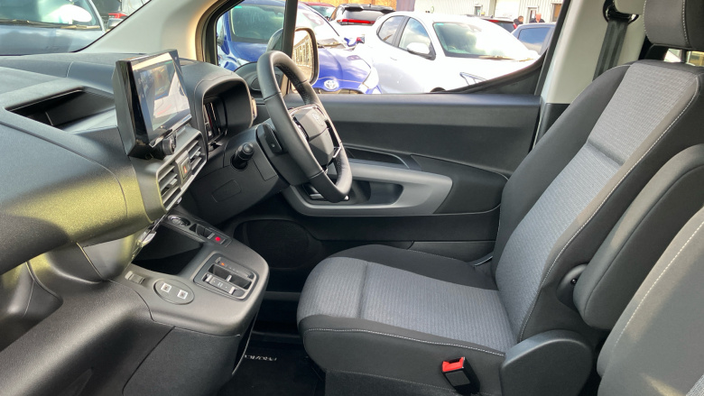 Toyota Proace City Verso 100kW Design L1 50kWh 5dr Auto Electric Estate